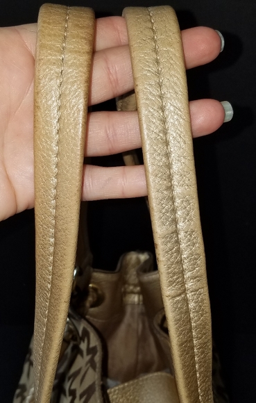 Mk Large Gathered Signature Tote - Picture 9 of 9